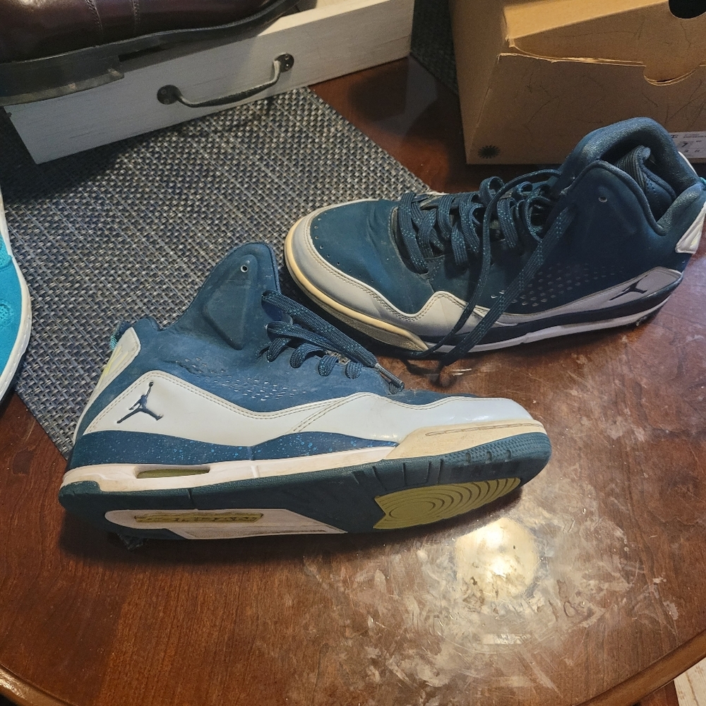 Nike flights